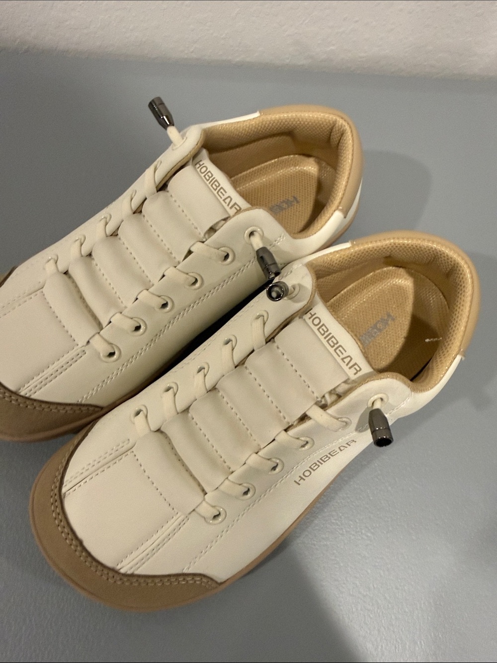 Hobibear Women's Cream & Tan Casual Low-Top Sneakers NWOT Barefoot Size 8 38